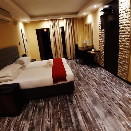 Citystay Ladybrand Экстерьер фото