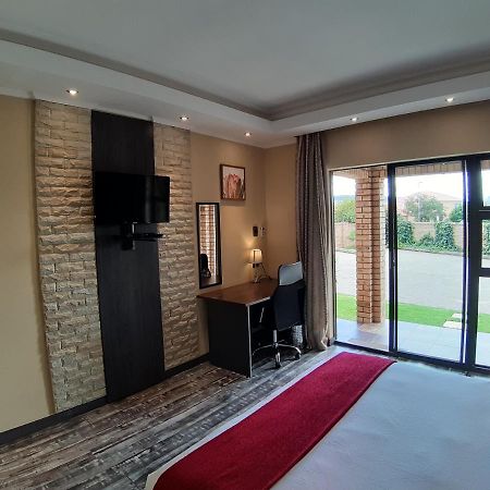 Citystay Ladybrand Экстерьер фото