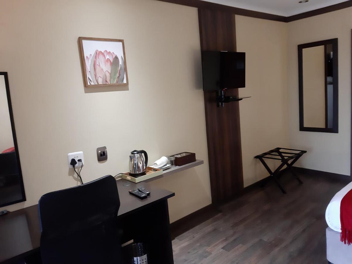 Citystay Ladybrand Экстерьер фото